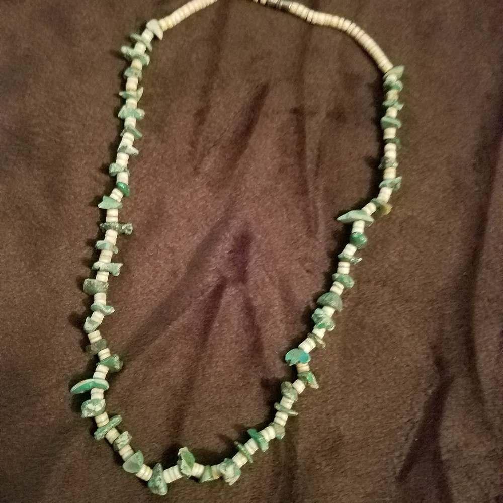 Gorgeous turquoise green stone necklace